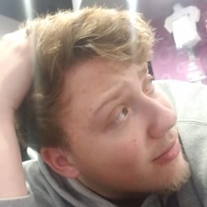 Meet your Posher, Adam